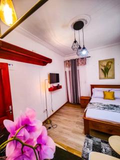 DOM city Chambre meublée Pink - Douala - 8