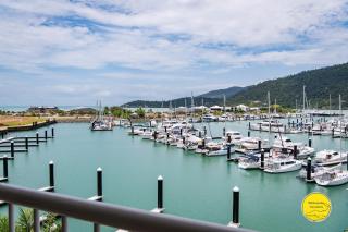 Penthouse living at the Port of Airlie - Airlie Beach - 6