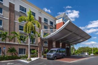 Cambria Hotel Ft Lauderdale, Airport South & Cruise Port - Dania Beach - 8