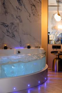 Apartament LUNA z jacuzzi Premium na Mazurach - Lyck - 9