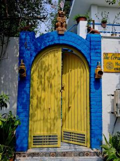 The Coral House Homestay by the Taj - Agra - 8