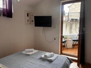 Guesthouse Vijugica with Balcony - Split - 3