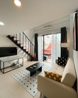 TheChanhSa Duplex Apartment near Hanoi Train Station - 9