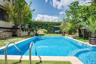Villa Komitata-Pool and Jacuzzi - Baltschik - 0