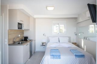 RoofTop Sea View Cabin - Vari - 8