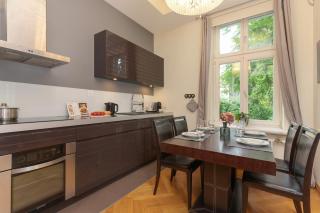 Nadmorski Apartament z Parkingiem i Ogrodem Blisko Molo w Sopocie by Rent like home - Sopot - 6