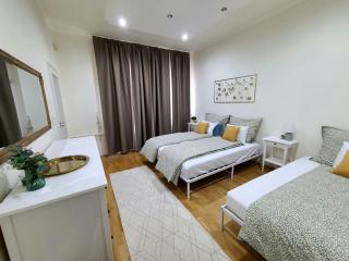 Central Budapest Oasis - City Center Apartment - Budapest - 3