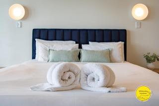 2 bedroom Penthouse at the Boathouse - 2