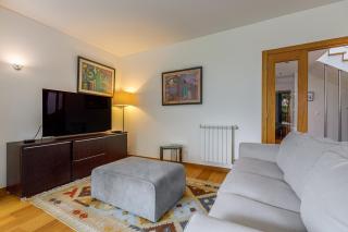 Cosy Village Home - Parede - 6