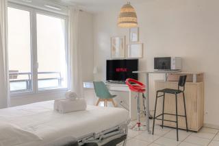 Le calme et cosy avec parking gratuit - Lione - 5