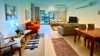 i get ground chalet in marassi catania direct on pool - 1