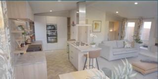 Beautiful Lodge With Full Decking Nearby Hunstanton Beach, Sleeps 6 Ref 23182K - 6