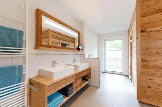 SCHMID Ferienwohnungen - 8