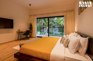 StayVista at M Villa with Breakfast Included - Bangalore - 3