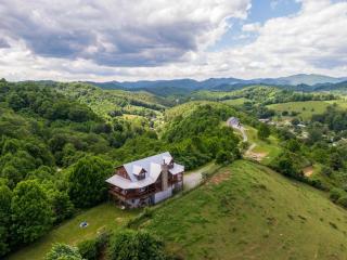 Mountain Range Retreat - Vilas - 0