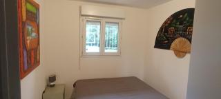 2P en RDJ dans résidence avec piscine et tennis, proche Cannes et commodités - 4