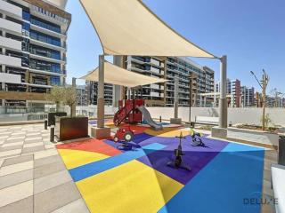 Delightful 1BR Apartment in Azizi Riviera 22, Al Merkadh by Deluxe Holiday Homes - 2