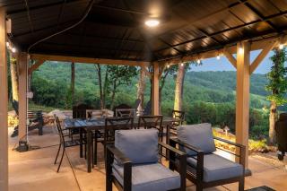 Bonnie n Clyde and Jesse James - 4