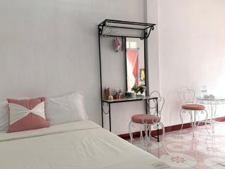 Timothy House Hue - 3