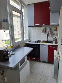 Sunnyside Apartment - 6