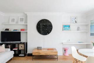 Notting Hill Home on Tree-Lined Street Near Tube Stations - London - 1
