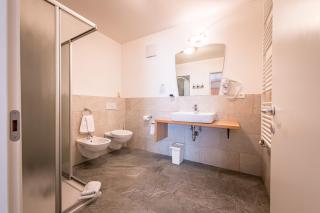 Am Schloss Guest House - Bruneck - 8