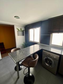 Calm Jungle Apartment Near Valencia - 1