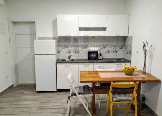 Violeta - Studio apartman - 50 m from the beach - Trogir - 2
