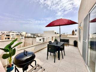 Lovely retreat off the sea front - 2