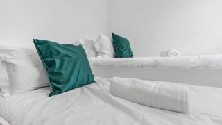 Award Winning Stay - Sunset Park - Garden - Families and Groups - Free WiFi and Parking - 1