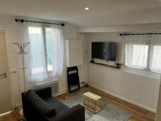 Pavillon, Jacuzzi, Barbec, Netflix, Canal, Disney - Bobigny - 5