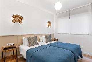 Stylish Apartment with Stunning Views & Parking - Radazul - 4