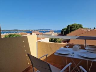 Studio cœur de ville, proche des plages, vue mer - Bandol - 0