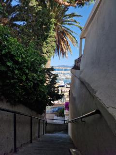 Studio cœur de ville, proche des plages, vue mer - Bandol - 2