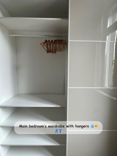 Luxury Parisian Designed 3-Bedroom Gem in Heart of Budapest - 3