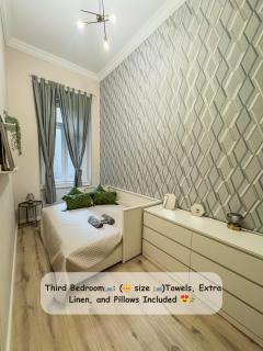 Luxury Parisian Designed 3-Bedroom Gem in Heart of Budapest - Budapest - 3