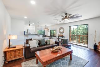 Quaint Flagstaff Condo with Balcony about 6 Mi to Dtwn! - Flagstaff - 6