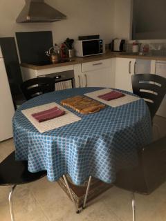 Logement neuf centre du village aux pieds du château - Grimaud - 5