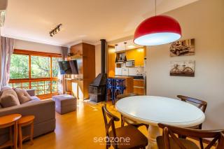 Apto c/ Churrasq/ 1km do Centro de Gramado SDS104 - Gramado - 0