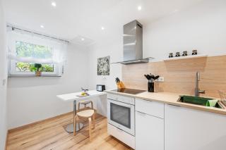 Neu mit Terrasse! 2BR 4Beds- schönste Aussicht - frisch saniert- barrierefreie! -Mozart ZWEI - Bietigheim - Bietigheim-Bissingen - 4