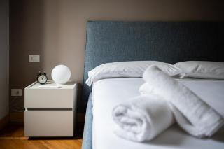 Vercelli Elegance Home - Milan - 8
