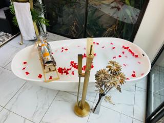 24 On Basil Boutique Luxury hotel - 6