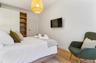 Monet, apartamento con terraza, cuna y trona - Gijón - 6