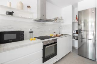 Golden Mile Studio I Seaview I Pools I Beach 4minutes walk I Free Parking - Marbella - 1
