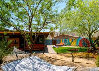 The Hummingbird House, Sauna & Mountain Views! - Phoenix - 0