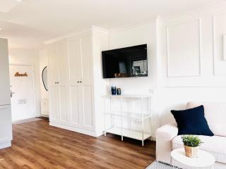 NEU - Frisch renoviertes Ferienapartment "Waterkant" - Büsum - 9