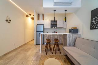 Stylish Boho Studio with Rooftop Pool - 6