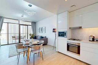 Palace Residences - Light One Bedroom - 8