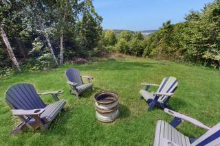 Luxurious 3BR Home with Hot Tub and Fireplace - 7