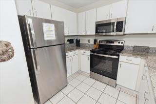 Pelican Beach 1811- by Holiday Isle Properties - Destin - 6